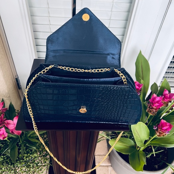 Joy & Iman Croc-Embossed Bag - Picture 7 of 9